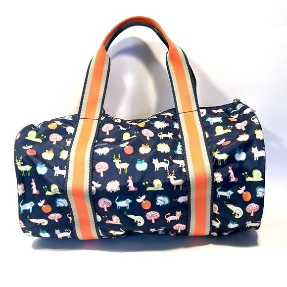 NWT LeSportsac Round Shoulder Duffle - "Lil Guys" Animal Forests Print - Kids - Picture 3 of 6